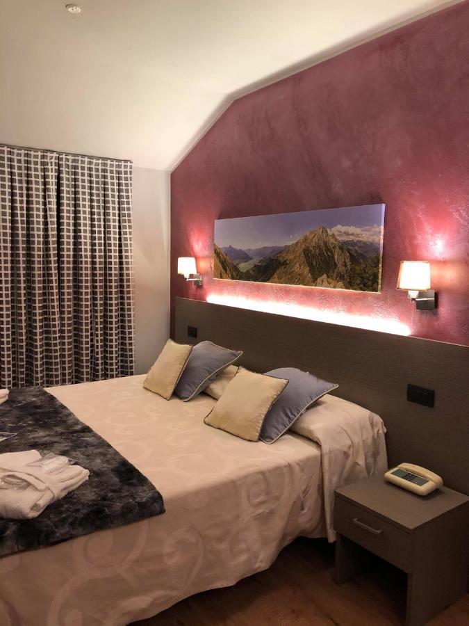 Hotel Berlinghera Sorico Bagian luar foto