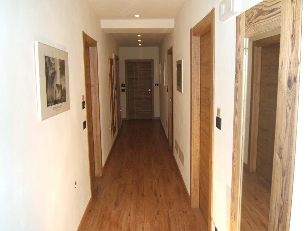 Hotel Berlinghera Sorico Ruang foto