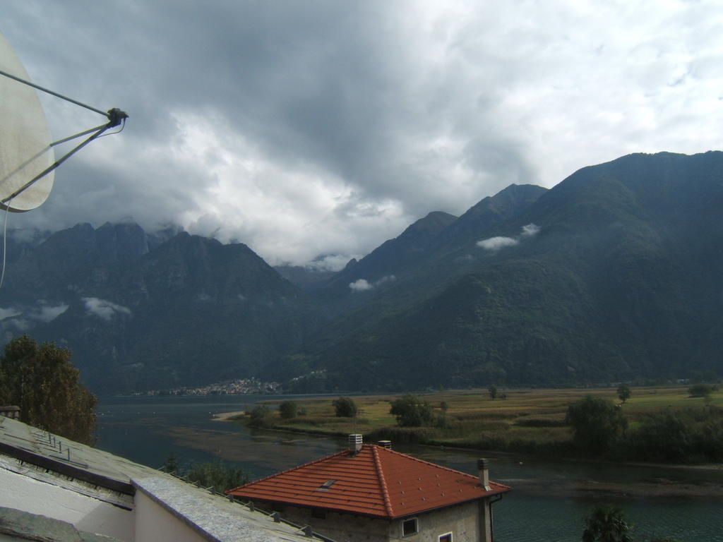 Hotel Berlinghera Sorico Ruang foto